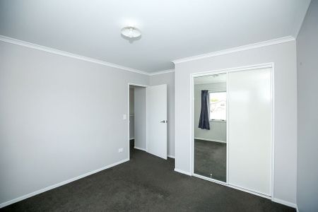 furnished appliances w large upstairs living/deck - Photo 5