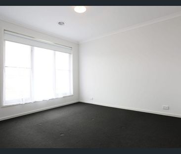 Modern comfort with space for the whole family. - Photo 3