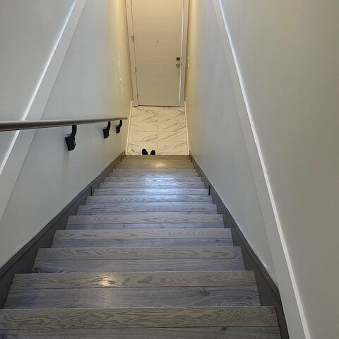 Very Special and Bright Second Storey Suite - Photo 1