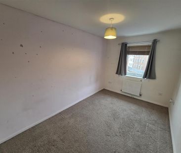 2 bedroom end of terrace house to rent - Photo 6