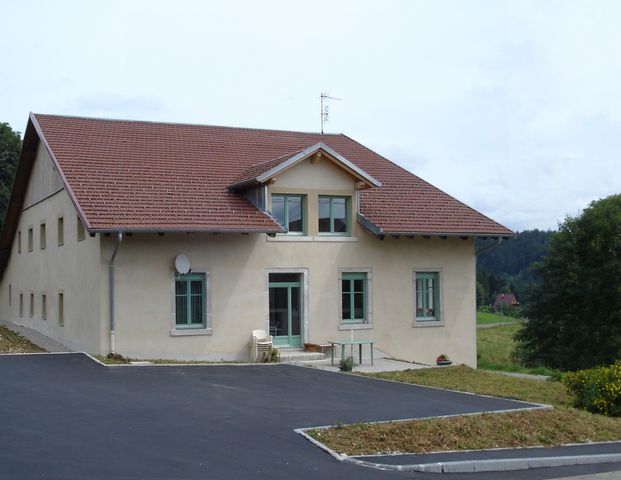 Location - Appartement T2 - 44 m² - Le Bélieu - Photo 1