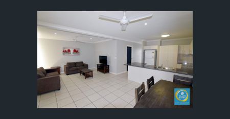 MODERN TOWNHOUSE WITH LOCK UP GARAGE - Photo 2