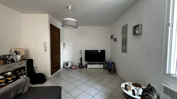 Location Appartement 2 pièces 44m² MARTIGUES 13500 - Photo 1