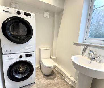 3 bedroom semi-detached house to rent - Photo 4
