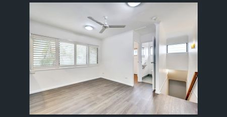 42 Chapel Hill Road is the perfect sanctuary for a family. - Photo 3