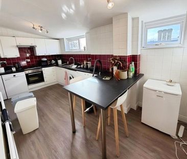 2 bedroom flat to rent - Photo 6