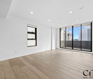 Modern One Bedroom Apartment with Oversized Balcony - Photo 1