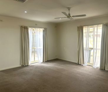 Comfortable Family Living with Excellent Storage & Parking - Photo 1