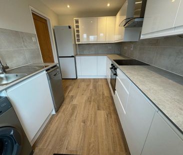 2 bedroom semi-detached house to rent - Photo 1