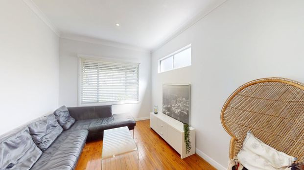 33a Floraville Road, Belmont North NSW 2280 - Photo 1