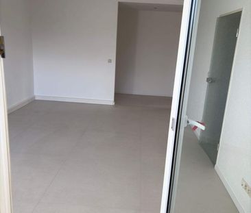 2 Zimmer Wohnung (56qm) neu renoviert/saniert hell und freundlic - Foto 5