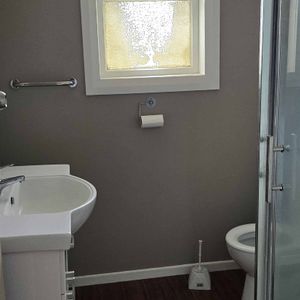 New Listing - Photo 3