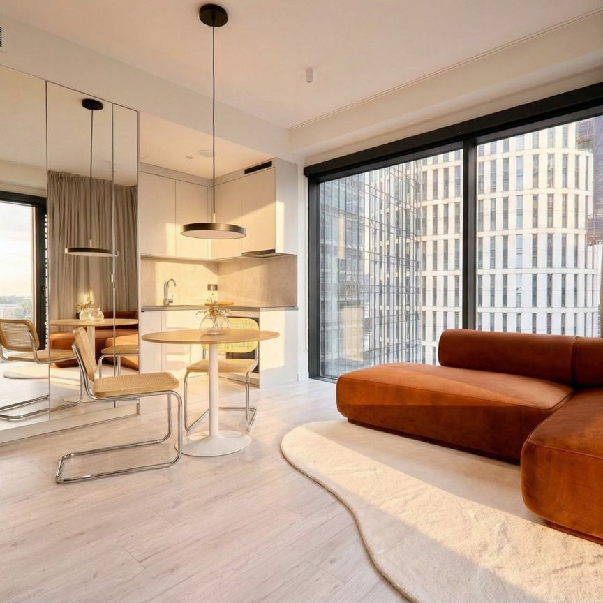 Warszawa, Prosta - Photo 1