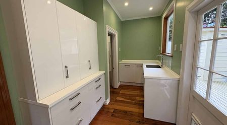 2 Bedroom Home - Island Bay - Photo 5