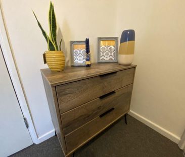 1 bedroom in a house share to rent - Photo 6