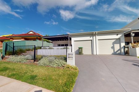 4/1 Viola Way, Warabrook NSW 2304 - Photo 2