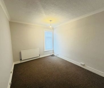 68 Thesiger Street, - Photo 3