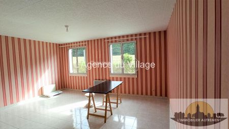 Location d'une maison F4 à SAINT GERMER DE FLY, - Photo 4