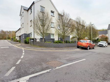 Flat to rent on - Photo 4