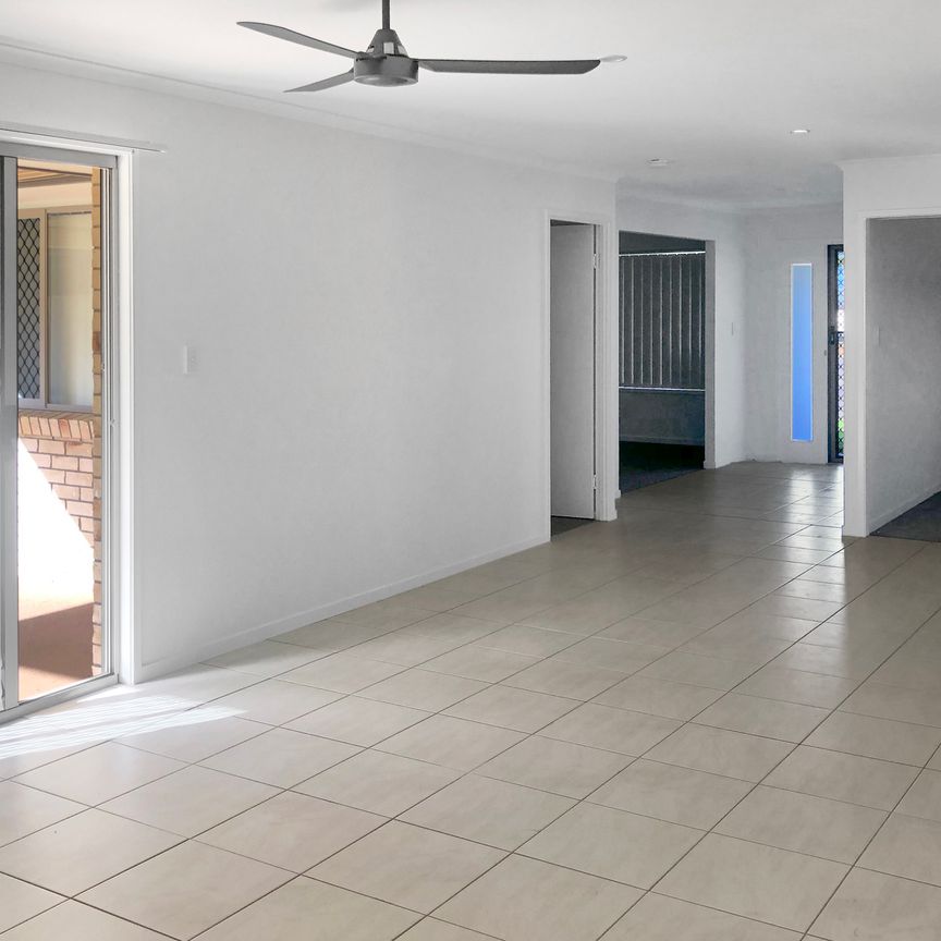 4 Bradman Way, - Photo 1