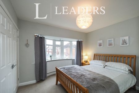 3 bedroom house to rent Beardsmore Grove, Hucknall, NG15 - Photo 3