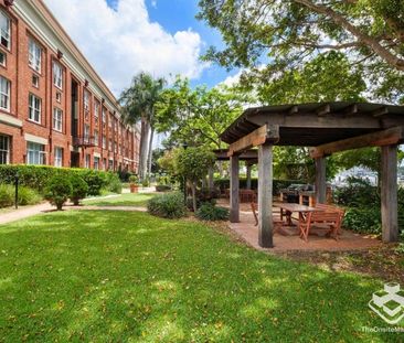 Woolstore Apartment at Teneriffe - Photo 4