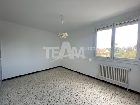 Location Appartement 3 pièces 72m² SETE 34200 - Photo 3