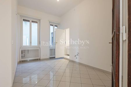 Ampio appartamento di rappresentanza in zona Porta Nuova - Photo 5