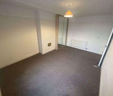 3 bedroom property to rent - Photo 3