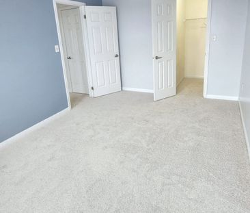 For Lease - 3165 Stornoway Circle, Oakville, Ontario - Photo 3