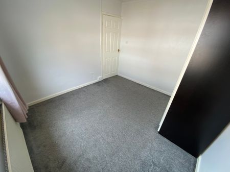 3 Bed - 30 Somerdale Grove, Leeds - LS13 4SE - Student - Photo 5