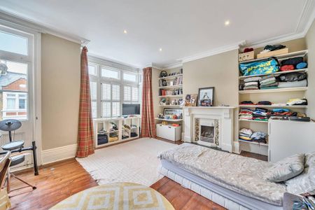 4 bedroom terraced house to rent - Photo 3