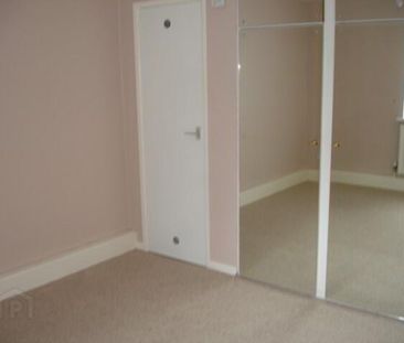 22 Rosebrook Grove, Carrickfergus, BT38 8NS - Photo 2