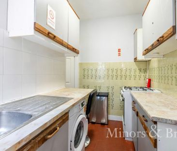 1 bedroom in a house share to rent - Photo 4