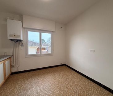 Location Appartement 4 pièces 83m² MONT DE MARSAN 40000 - Photo 6