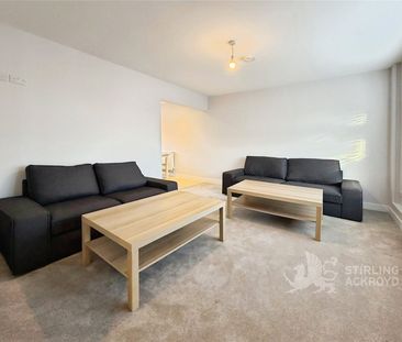 Applegarth Avenue, Guildford, Surrey, GU2 8LP - Photo 1