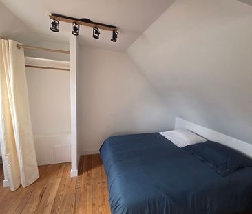 Appartement Lorient 2 pièce(s) 14.81 m2, sous combles 26.9m² au sol - Photo 2