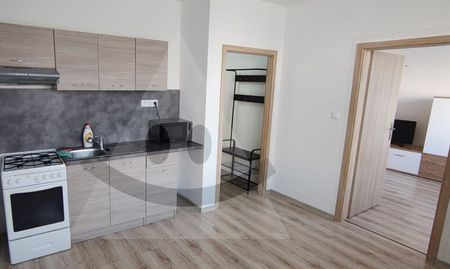 NA PRENÁJOM: Príjemný a čiastočne zariadený 1-izbový byt, Kopanice, Prievidza - Photo 5
