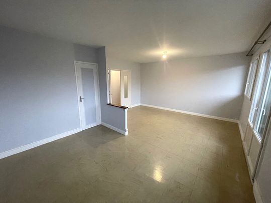 Location Appartement 2 pièces 63m² - Photo 1