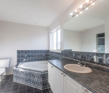 For Lease - 3888 Barley Trail, Mississauga, Ontario - Photo 4