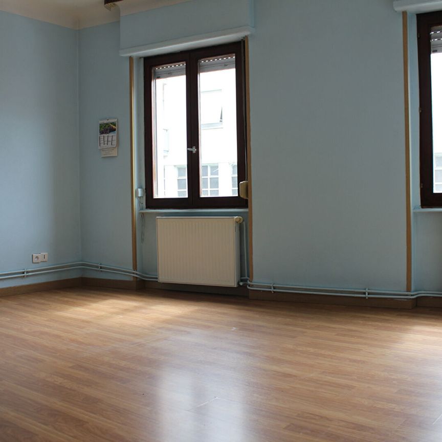 LOCATION d'un appartement F3 (82 m²) à ILLZACH - Photo 1