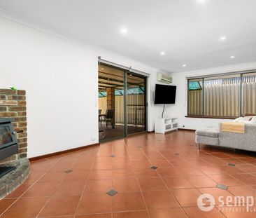 14 Tern Loop, Yangebup, WA 6164 - Photo 2