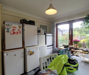 1 bedroom bedsit to rent - Photo 5