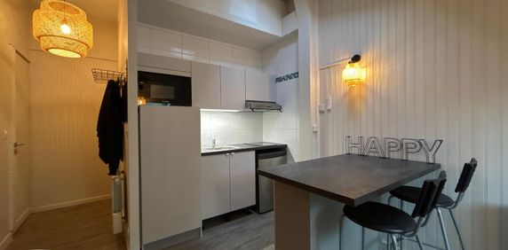 Location Appartement 1 pièce 22m² BORDEAUX 33000 - Photo 2