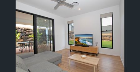 Modern Family Home in Tranquil Cumbalum - Photo 4