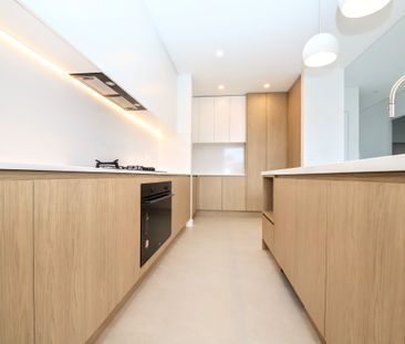 9 Lurnea Avenue - Photo 1