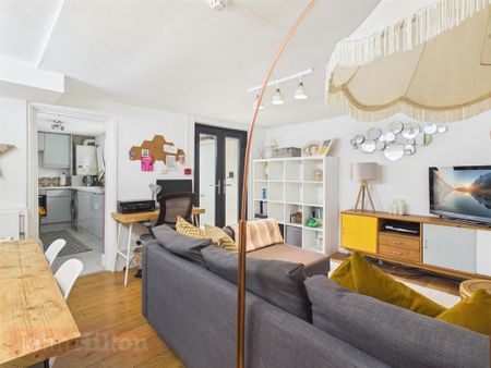 1 bedroom flat to rent - Photo 4