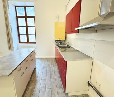 Location Appartement 3 pièces 99m² ROMANS SUR ISERE 26100 - Photo 4