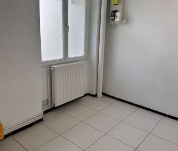 Location Appartement 1 pièce(s) - 28 m² - Photo 1