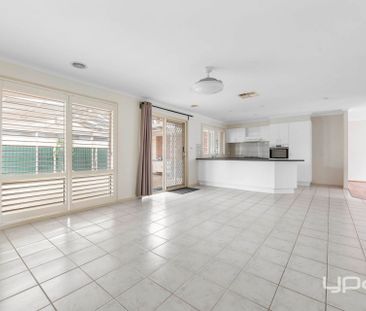 Prime Location - Close to Watergardens, Keilor Central & Brimbank P... - Photo 1